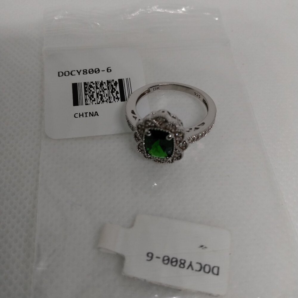 Beautiful Russian chrome diopside ring size 6 - Picture 7 of 8